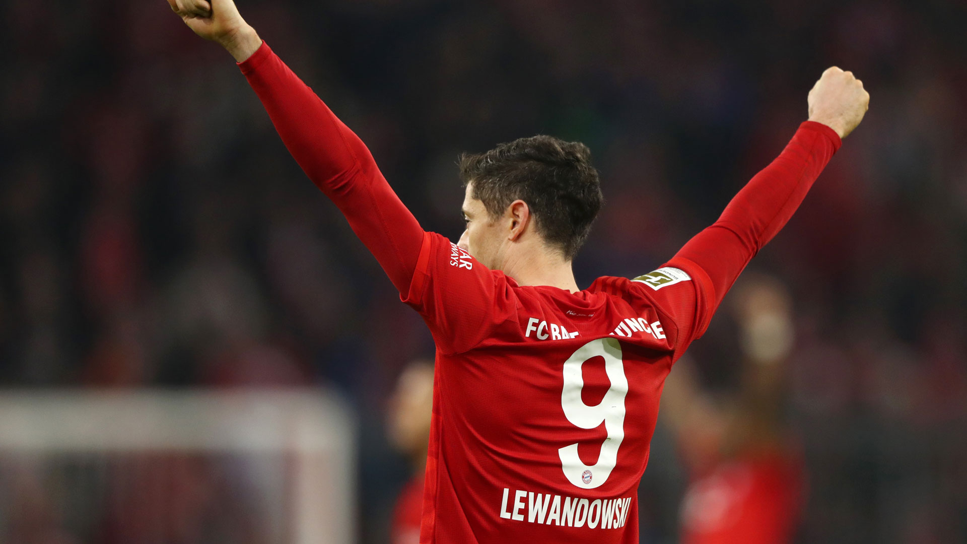 Robert Lewandowski mencetak gol ke-44 musim ini, Bayer Leverkusen 2-4 Bayern Munich