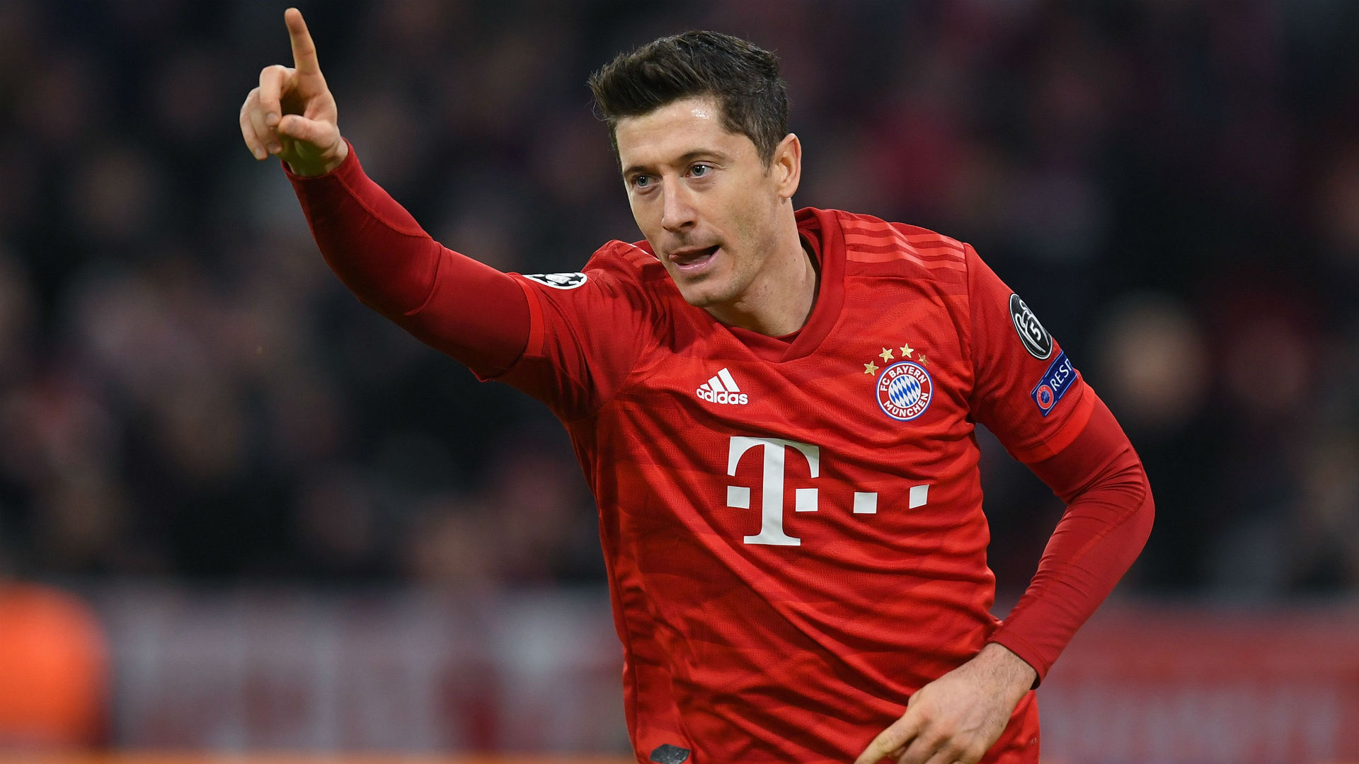 Robert Lewandowski mencetak gol ke-44 musim ini, Bayer Leverkusen 2-4 Bayern Munich