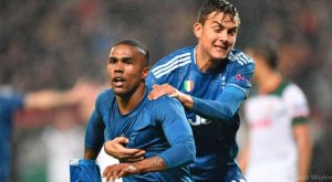 Douglas Costa ke Manchester United, Juventus Minta Satu Syarat 